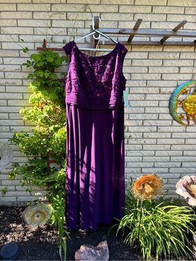 Brianna Milay elegant purple sleeveless evening gown